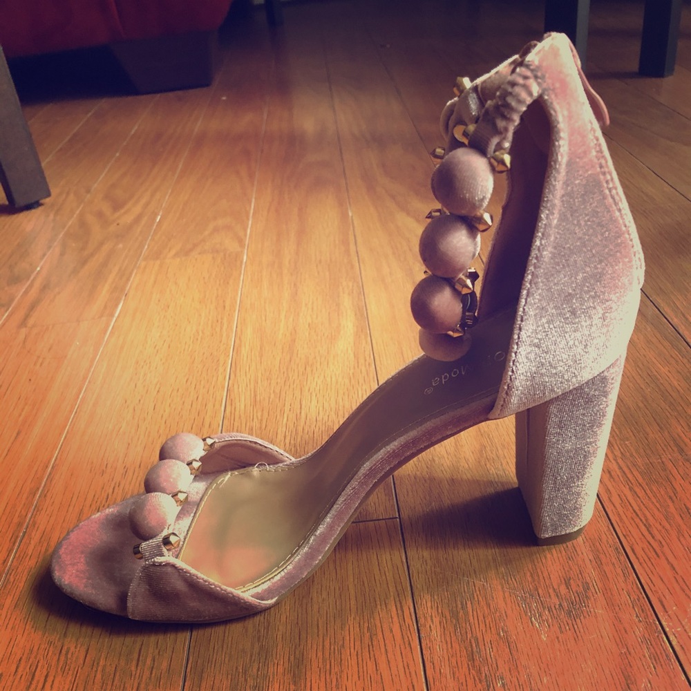 Blush pink chunky velvet heel